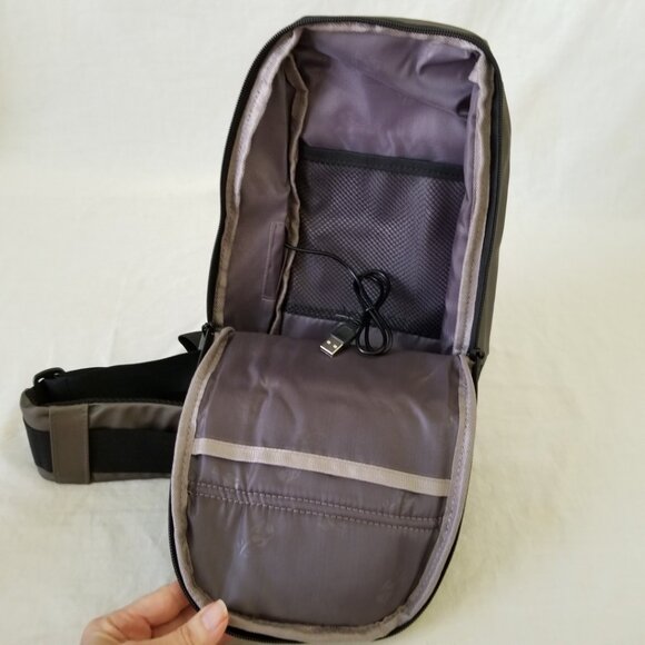 NEW! Water-Resistant Crossbody/Shoulder Bag w/USB Cord & Port and Padded Back - Picture 8 of 15